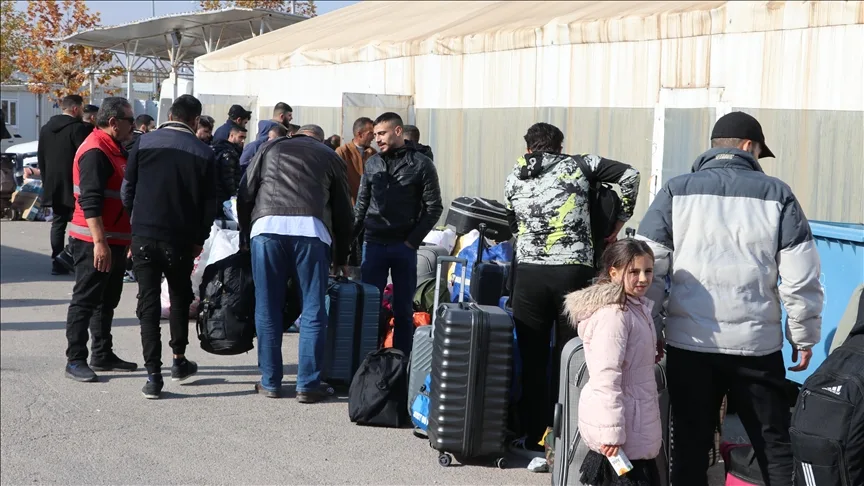 Türkiye’deki Suriyelilerin ülkelerine dönüşü sürüyor