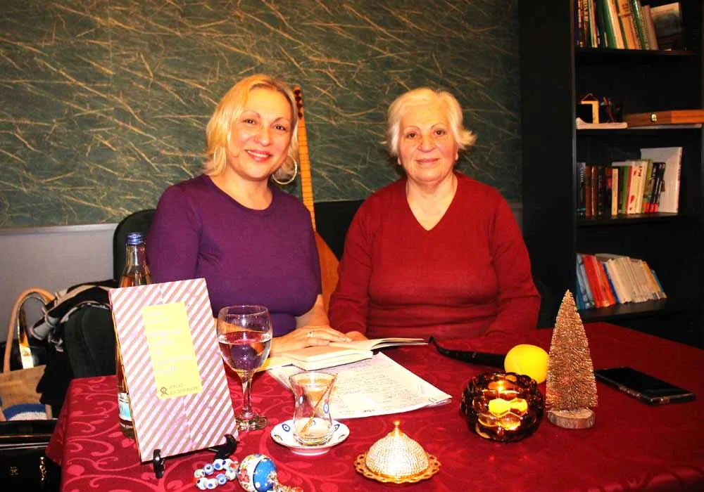Rukiye Çankıran ve Aşır Özek’in Sazlı-Sözlü Kitap Akşamı: “Helga ve Latife ile Çay Keyfi”