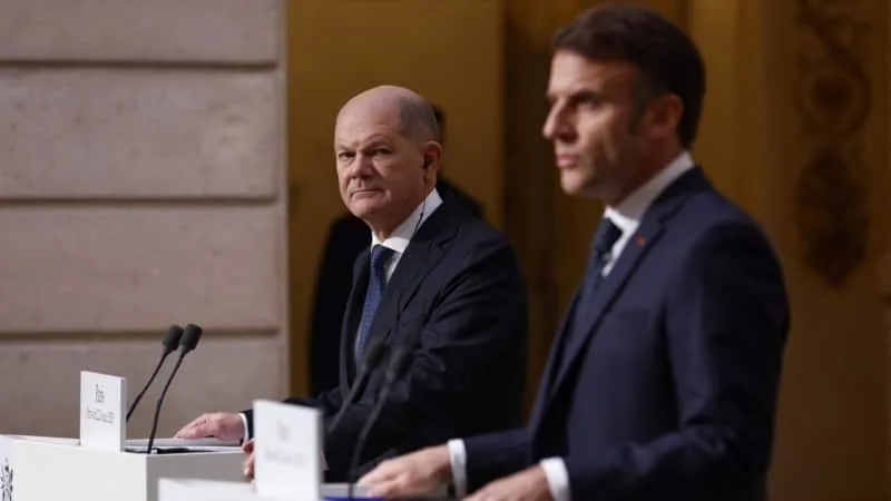 Macron ve Scholz’dan AB’ye “birlik” çağrısı