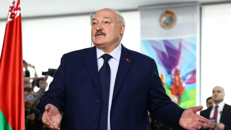 Lukaşenko bir kez daha cumhurbaşkanı oldu