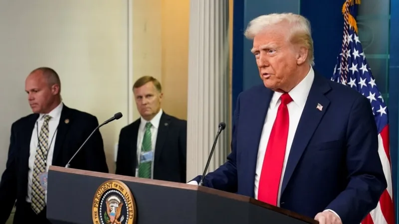 Trump “kaza ile ilgili güçlü fikirlerimiz var” dedi, helikoptere işaret etti