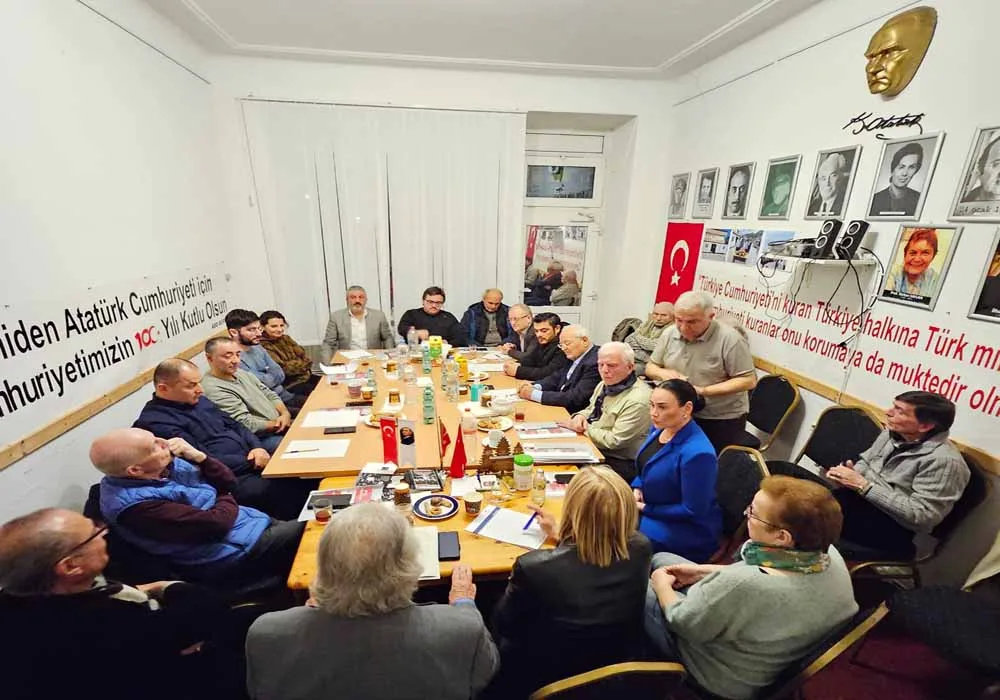 Demokratik Kitle Örgütü Temsilcileri, ADD Berlin Çatısı Altında Toplandı