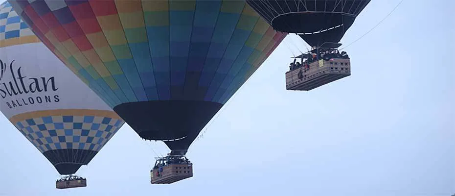 Kapadokya’ya gelen 6 turistten 1’i bölgeyi balonla kuş bakışı keşfetti
