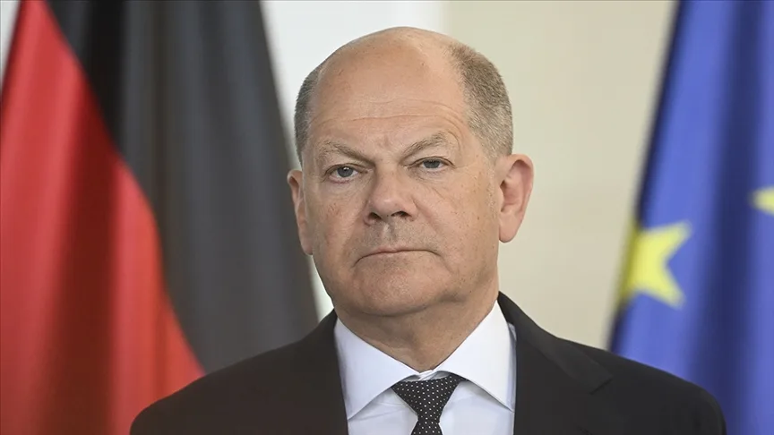 Scholz: (Musk’ın aşırı sağcı siyasetçileri desteklemesi) Bu gerçekten iğrenç