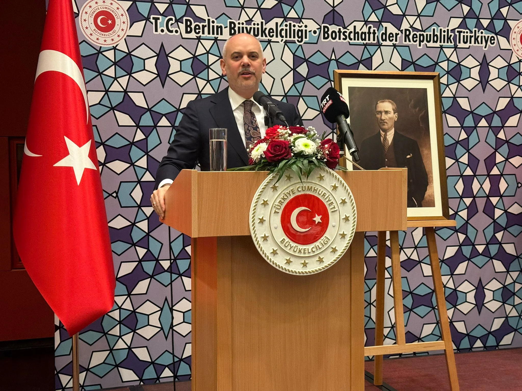 Cumhurbaşkanı Dış Politika ve Güvenlik Başdanışmanı Kılıç, Berlin’de