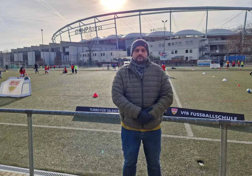 Osman Kamışoğlu, VFB Stuttgart Futbol Okulu’nda Antrenörlük Görevine Başladı
