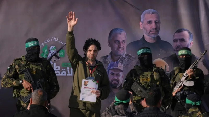 Ateşkes kapsamında Hamas üç rehineyi, İsrail 183 Filistinli tutukluyu serbest bıraktı