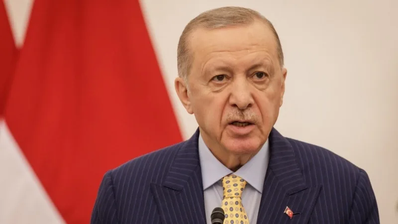 “Trump’tan seçimden önce verdiği vaadi yerine getirmesini bekliyoruz. Barışı inşa edecek adımlar atmalı”