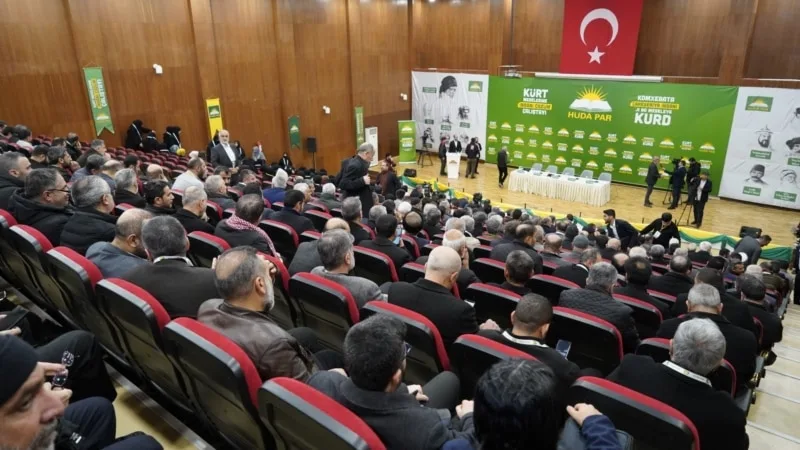 HÜDA-PAR’ın “Kürt meselesine insani çözüm” çalıştayı siyaseti karıştırdı