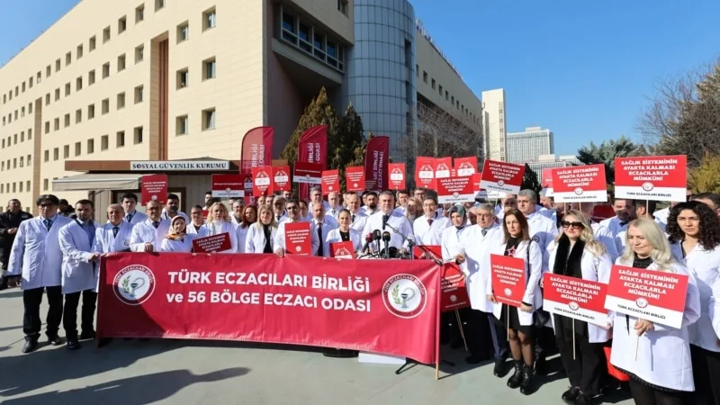 Türkiye’de sağlık çalışanları ne talep ediyor, neden protestolar düzenliyor?