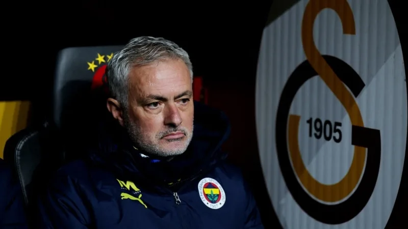 Galatasaray’dan “ırkçı açıklamaları” gerekçesiyle Mourinho hakkında suç duyurusu