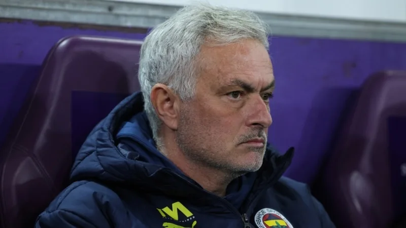 Mourinho’ya dört maç men ve para cezası