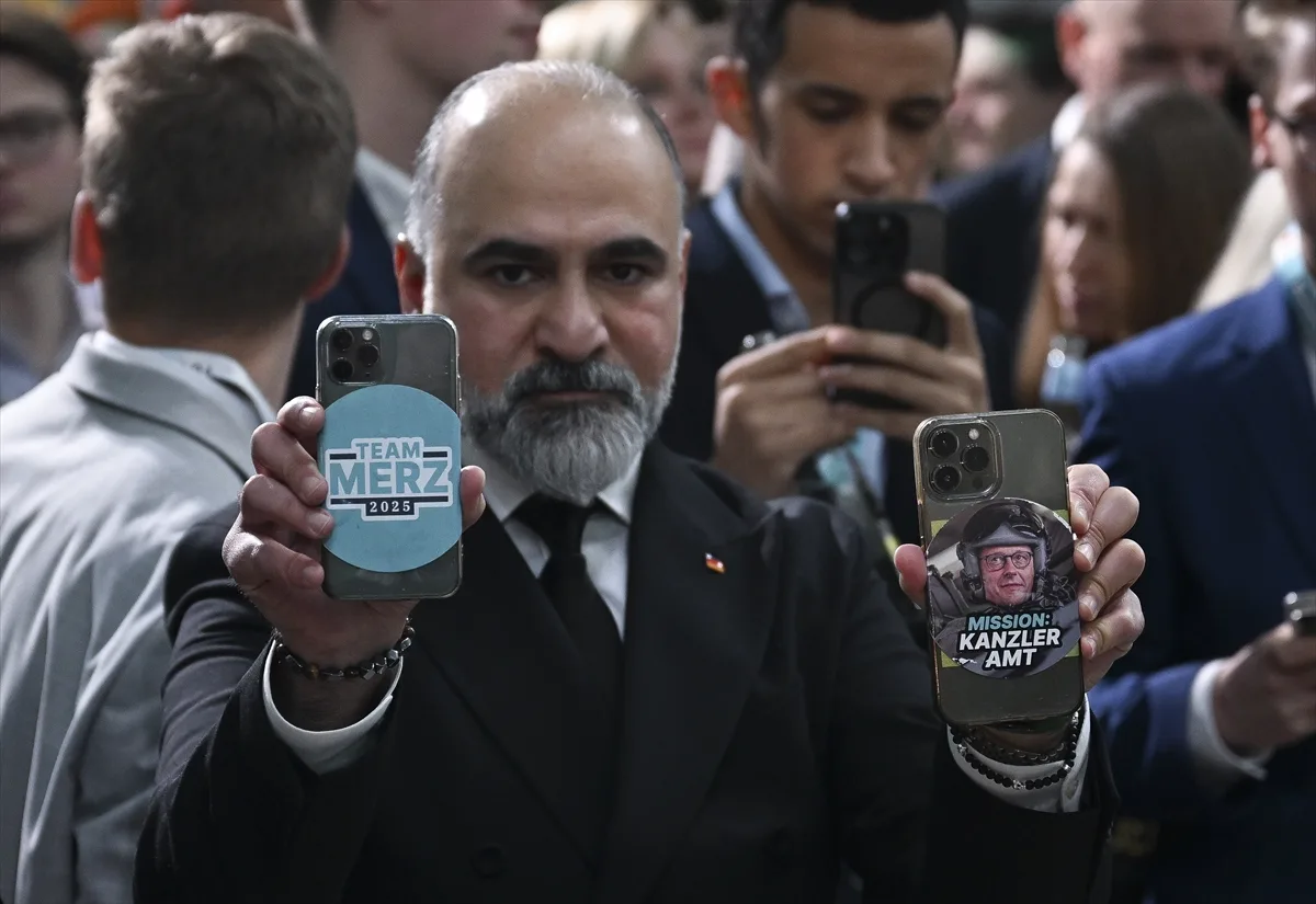 Sandık çıkış anketine göre CDU/CSU yüzde 29 oyla birinci