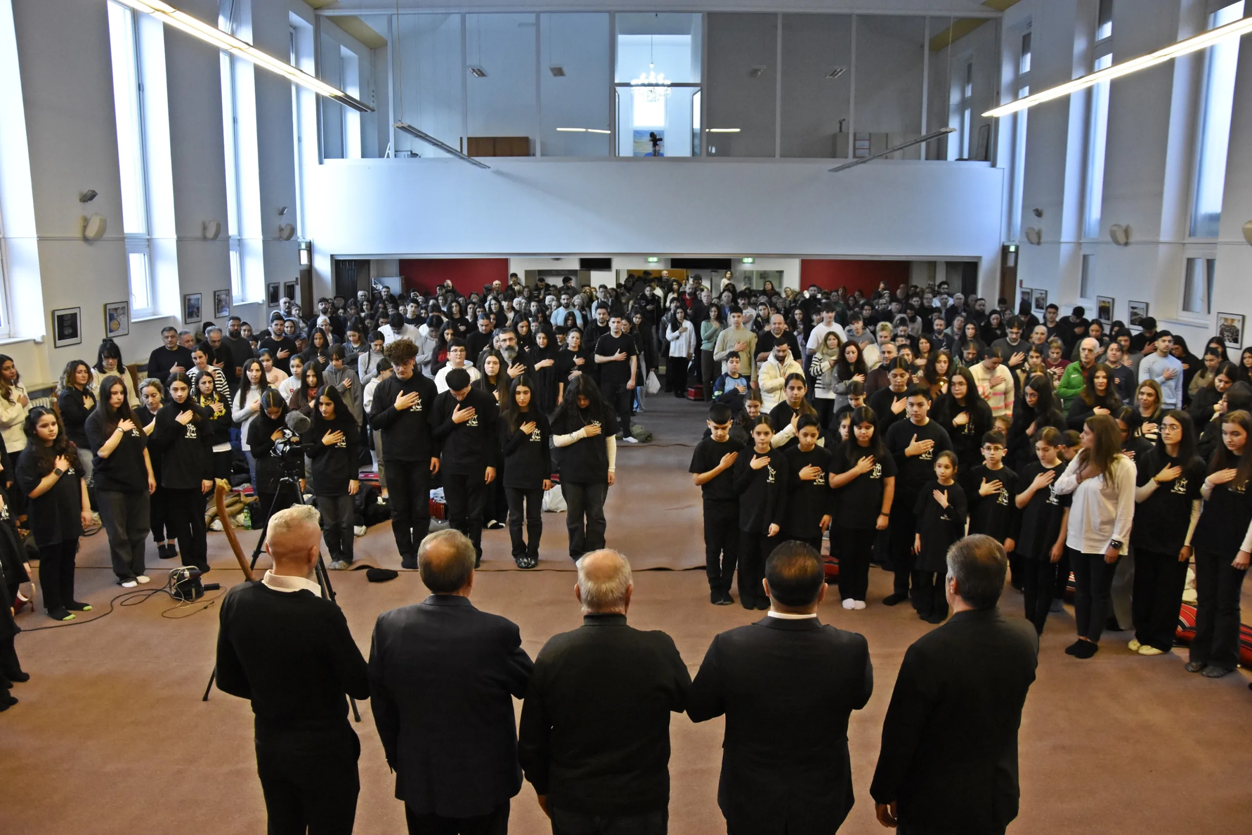 Berlin’de Hızır Orucu Günleri Cem Erkânıyla Son Buldu