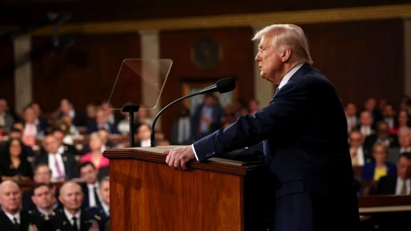 Trump Meksika’ya yüzde 25’lik gümrük vergisini bir aylığına erteledi