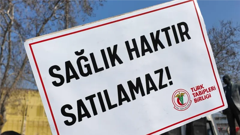 Hekimler “Başka bir sağlık sistemi mümkün” diyerek 14 Mart’ta bir günlük greve gidiyor
