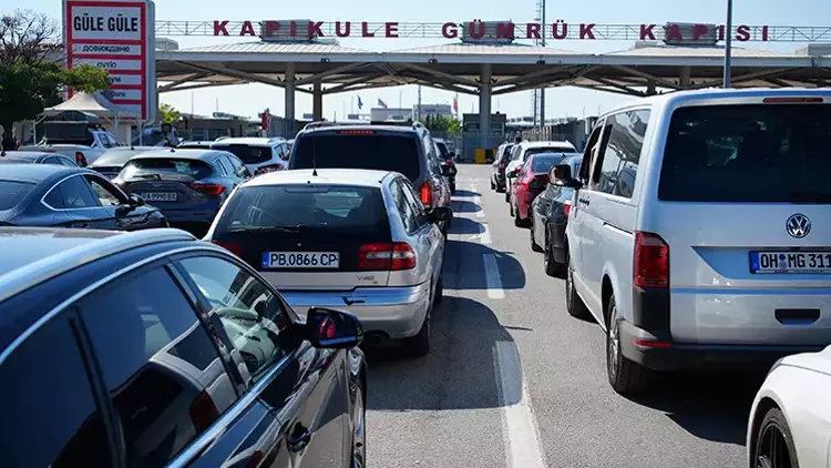 Otoyol parası ödemeyen sınırdan geçemez