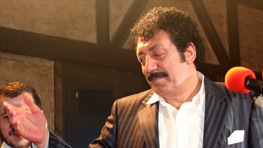 Arabesk müziğin çaresiz hislere tercüman “Baba”sı: Müslüm Gürses