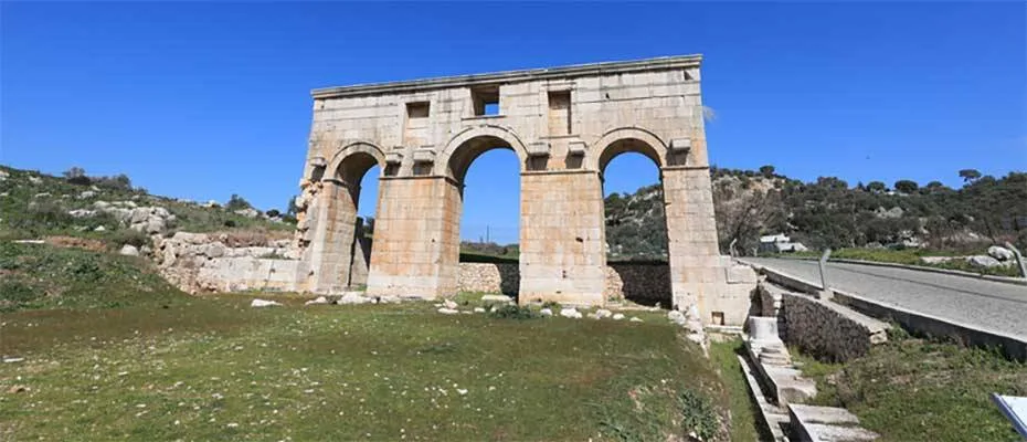 Patara’nın simgesi kent kapısından yüzyıllar sonra yeniden su akacak