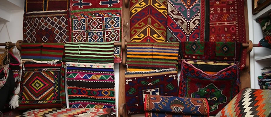 El dokuması kilim ve halılar dünya pazarına açılıyor