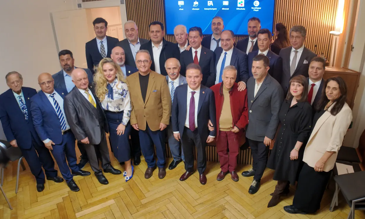 TDU, Berlin’de Türkiye’den Üst Düzey Heyeti Ağırladı
