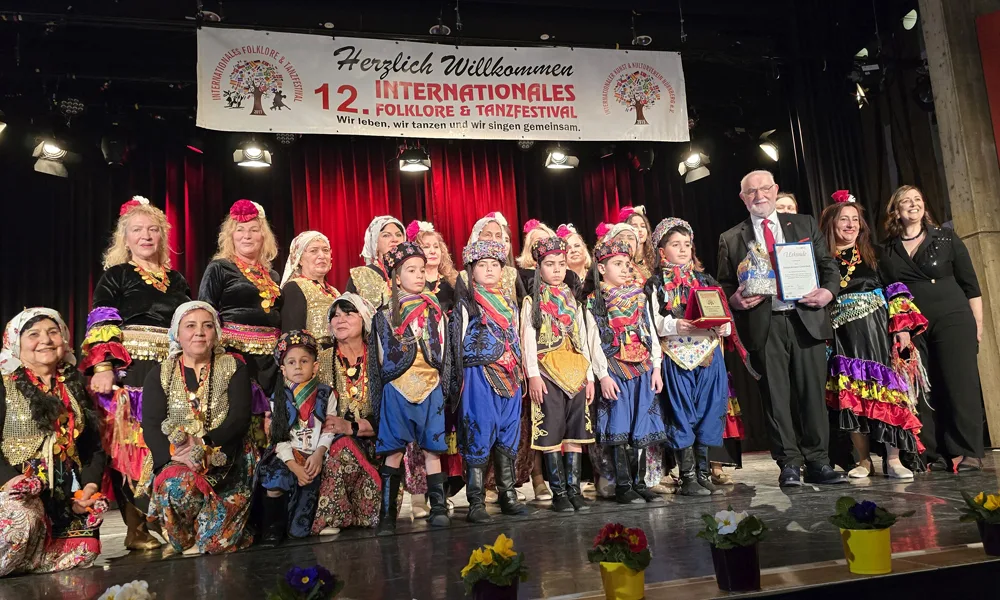 Nürnberg’de Folklor ve Dostluk Rüzgarı Esti