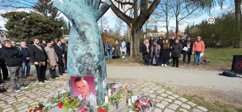 Irkçı kurbanı Burak Bektaş 13. yılında anıldı