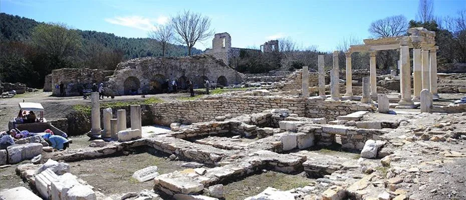 Stratonikeia’nın meclis binası Geleceğe Miras projesiyle ayağa kaldırılıyor