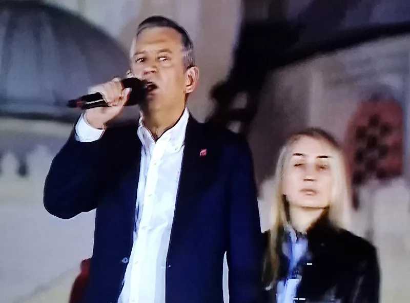 Özgür Özel: “Esenler Artık Milletindir”