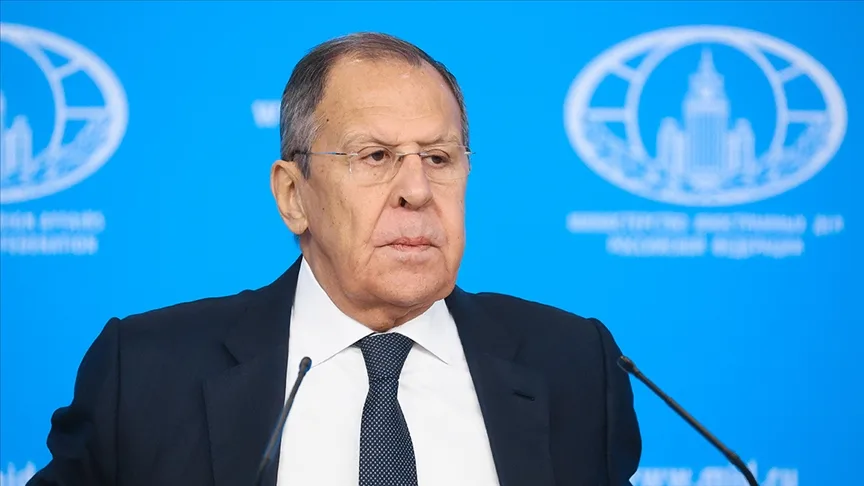  Lavrov: Avrupa’nın neredeyse tümü bizimle savaşıyor