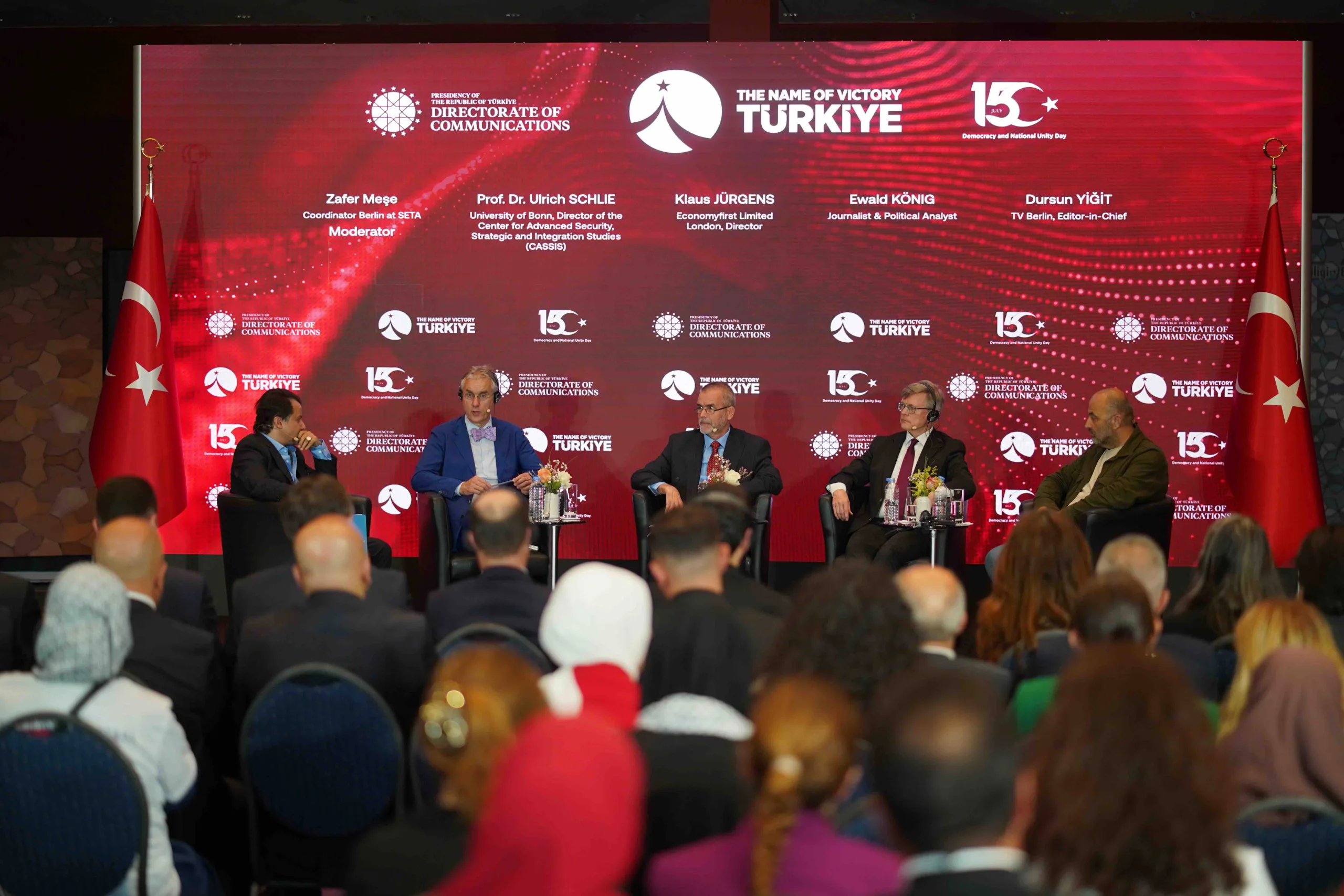 Berlin’de 15 Temmuz Demokrasi ve Millî Birlik Günü paneli gerçekleştirildi