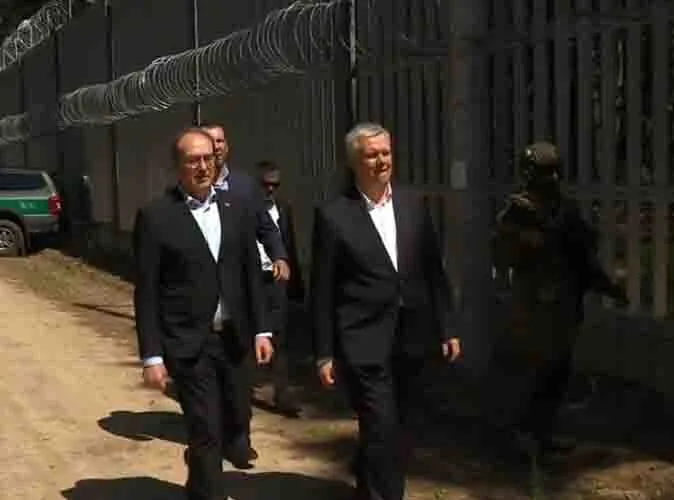 Dobrindt: “Göç baskısı devam ettiği sürece sınır kontrolleri sürecek”