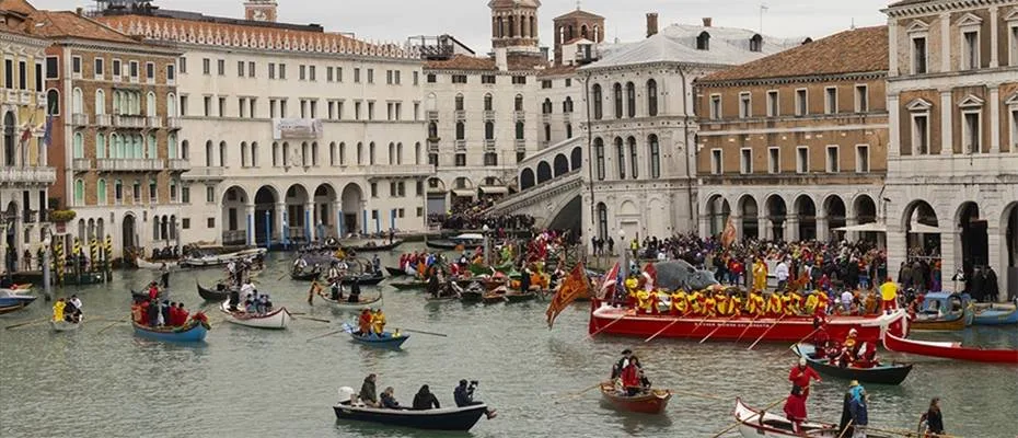 İtalya’da Aşırı Turizm Rimini, Venedik ve Bolzano’yu Sert Şekilde Etkiliyor