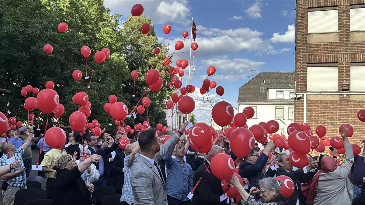 Köln’de, 15 Temmuz Demokrasi ve Milli Birlik Günü anma programı yapıldı
