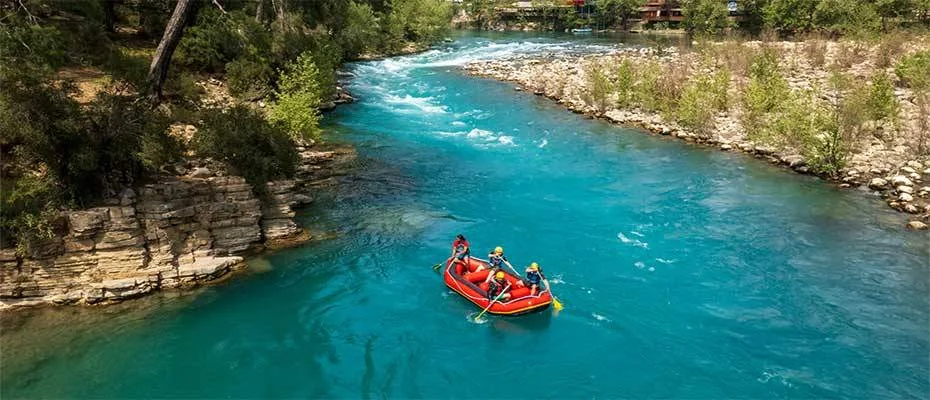 Köprüçay, Antalya’da serinleme alternatifi sunuyor