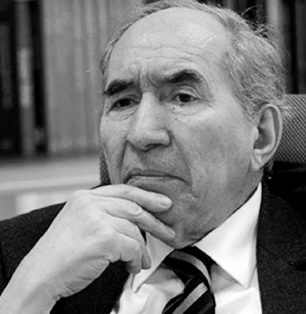 Gazeteci Altan Öymen 93 Yaşında Hayatını Kaybetti