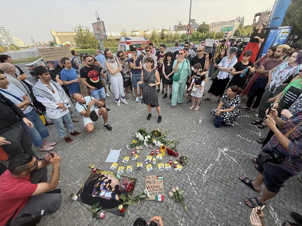 Berlin’de İsrail ordusunun Gazze’de öldürdüğü gazeteciler anıldı