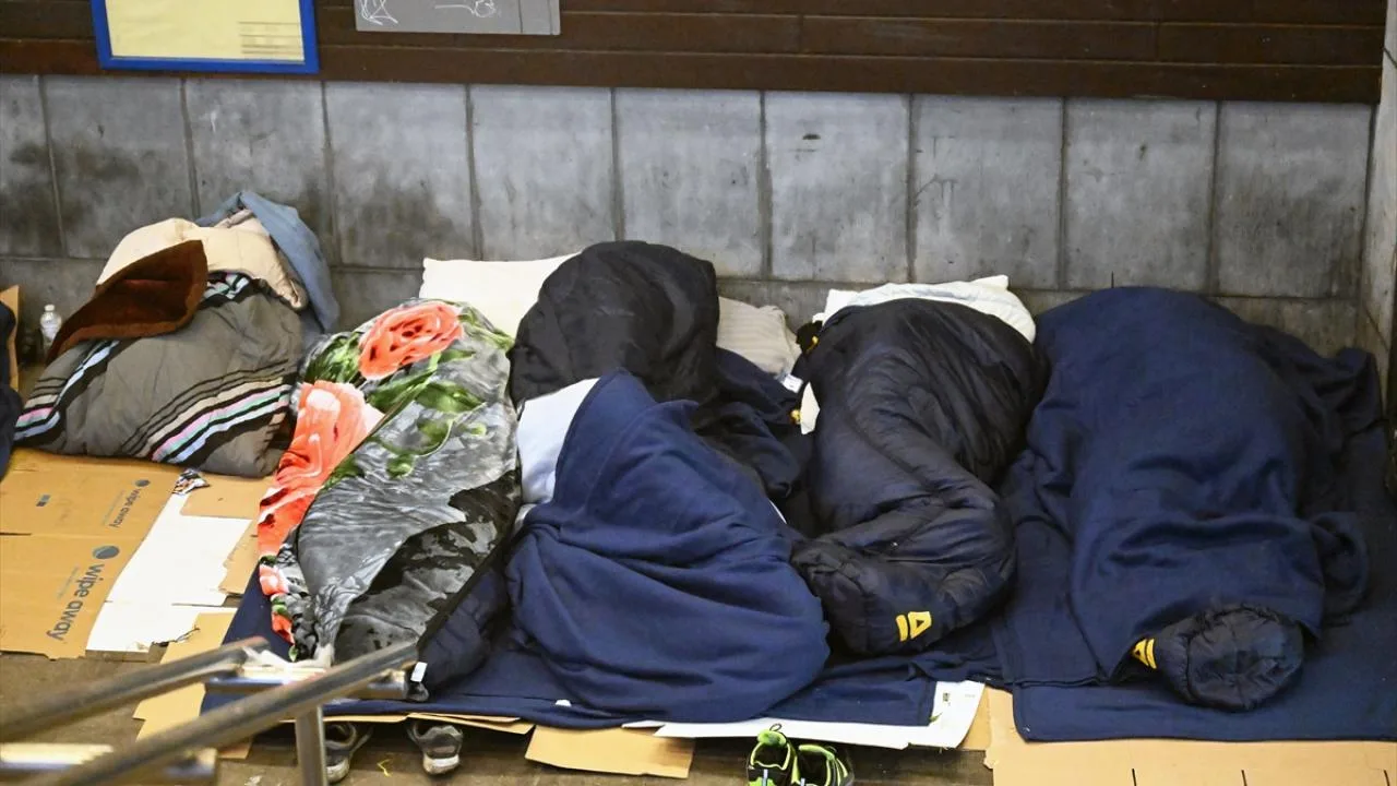 İngiltere’de evsizlik krizi keskin şekilde arttı