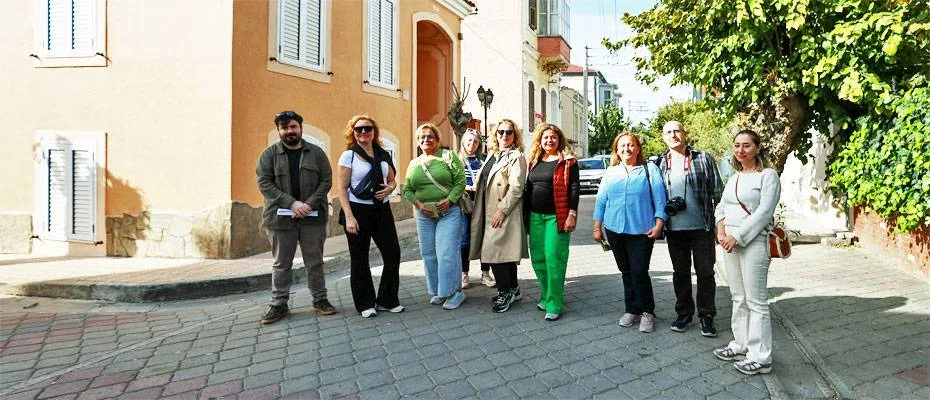 Buca’nın Levantenler Rotası yoğun ilgiyle karşılanıyor