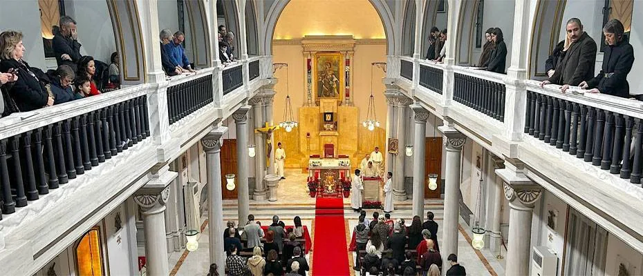 Noel’de İzmir Kiliselerinden Tüm Dünyaya Sevgi, Paylaşma, Hoşgörü Ve Barış Mesajları Yankılandı