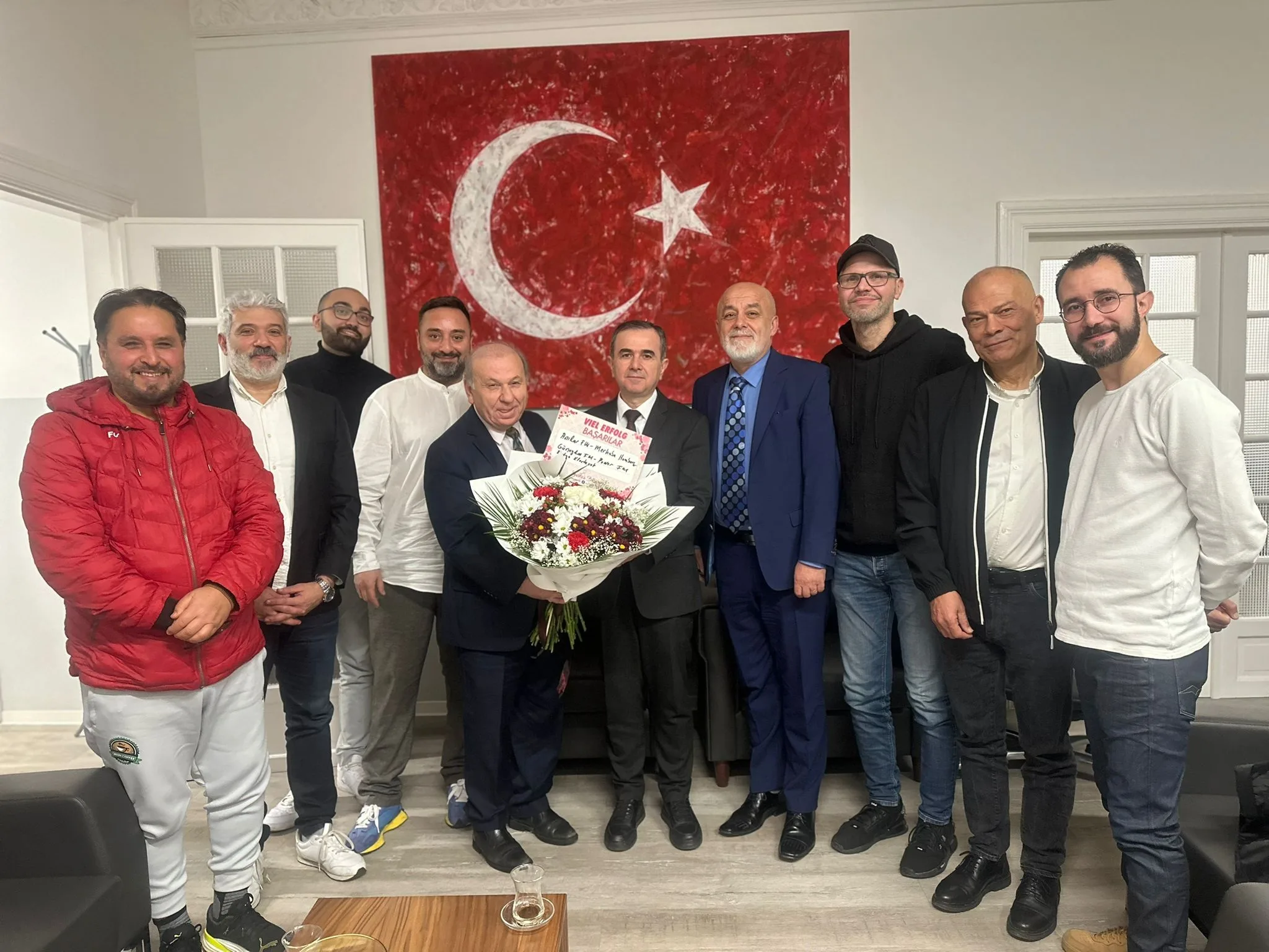 Hamburglu Radyocular Başkonsolos Berati Alver’i Ziyaret Etti