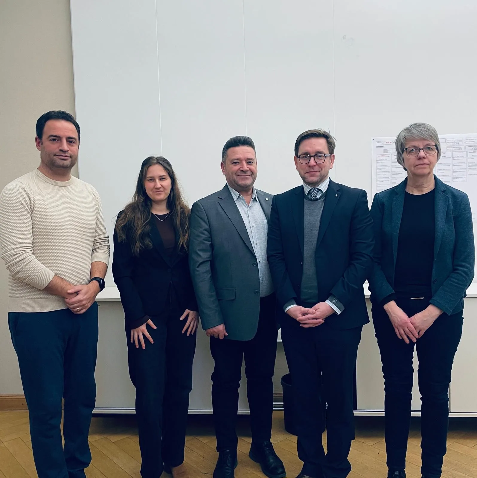 Berlin Senatosu’ndan Alevi Toplumuna Yakın İlgi: Ortak Çalışma Mesajı