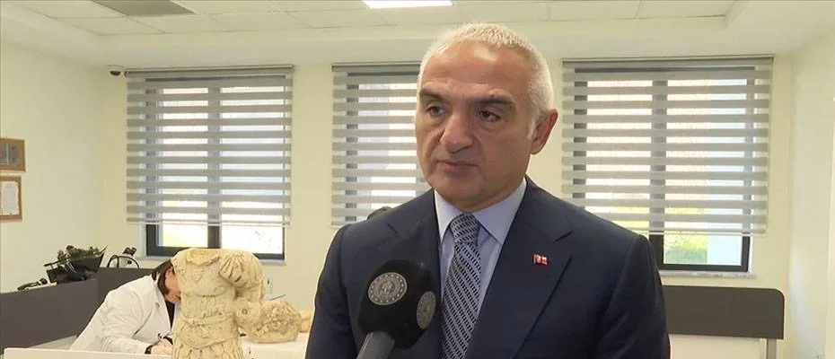 Bakan Ersoy: Kültür varlığı kaçakçılığıyla mücadelede kararlıyız