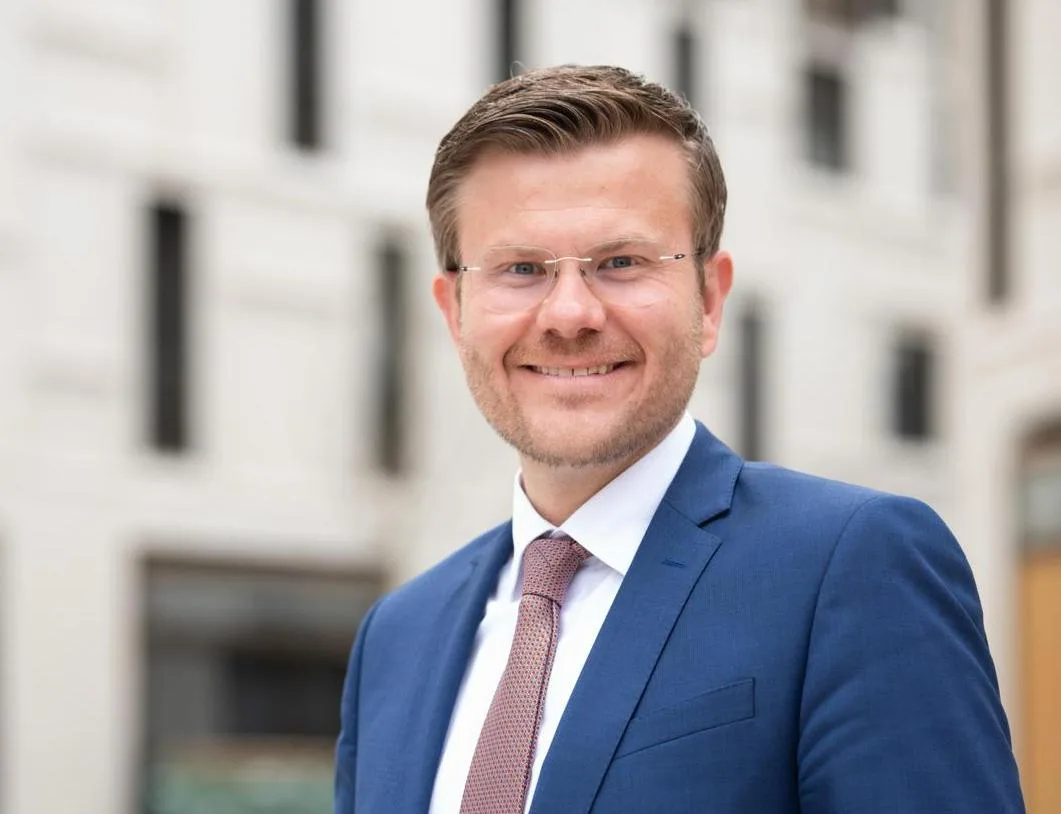 Marcus König: Demokrasiye sahip çıkalım