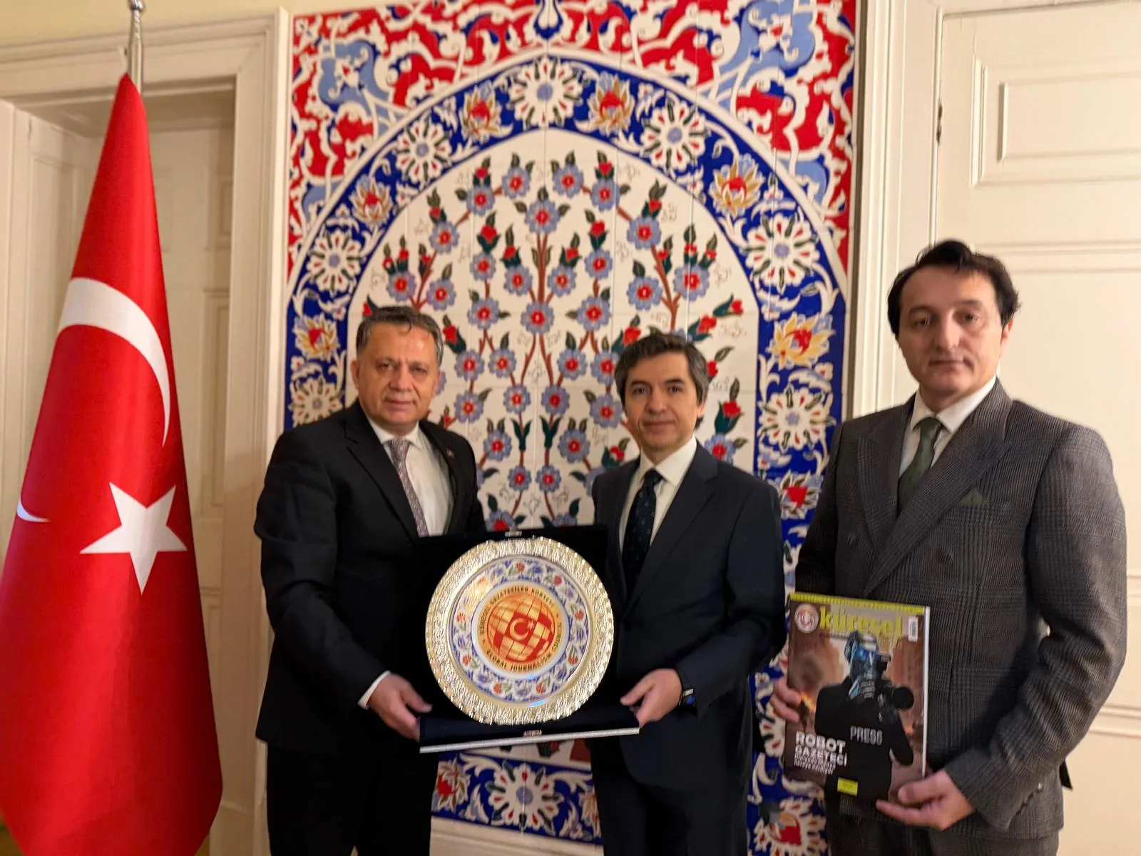 KGK’dan Londra’da diplomasi turu