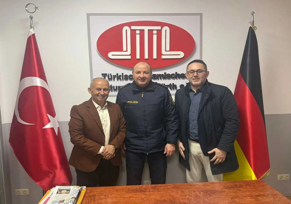 Yeni Emniyet Müdürü Mevlana Camii’nde