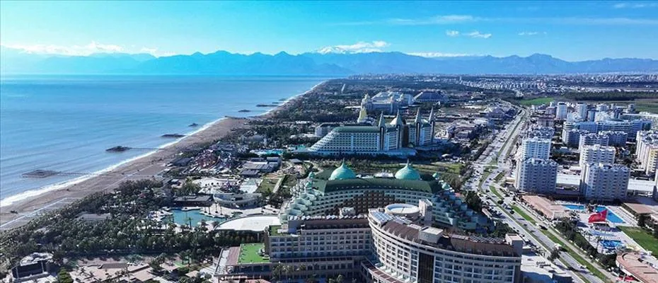 Türkiye turizmde zoru başarıyor