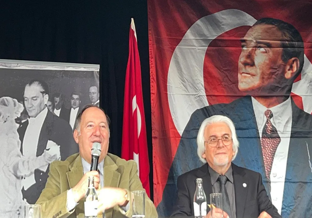 “Mavi Vatan ve Türkiye’nin Jeopolitiği” Konferansı Yoğun İlgi Gördü