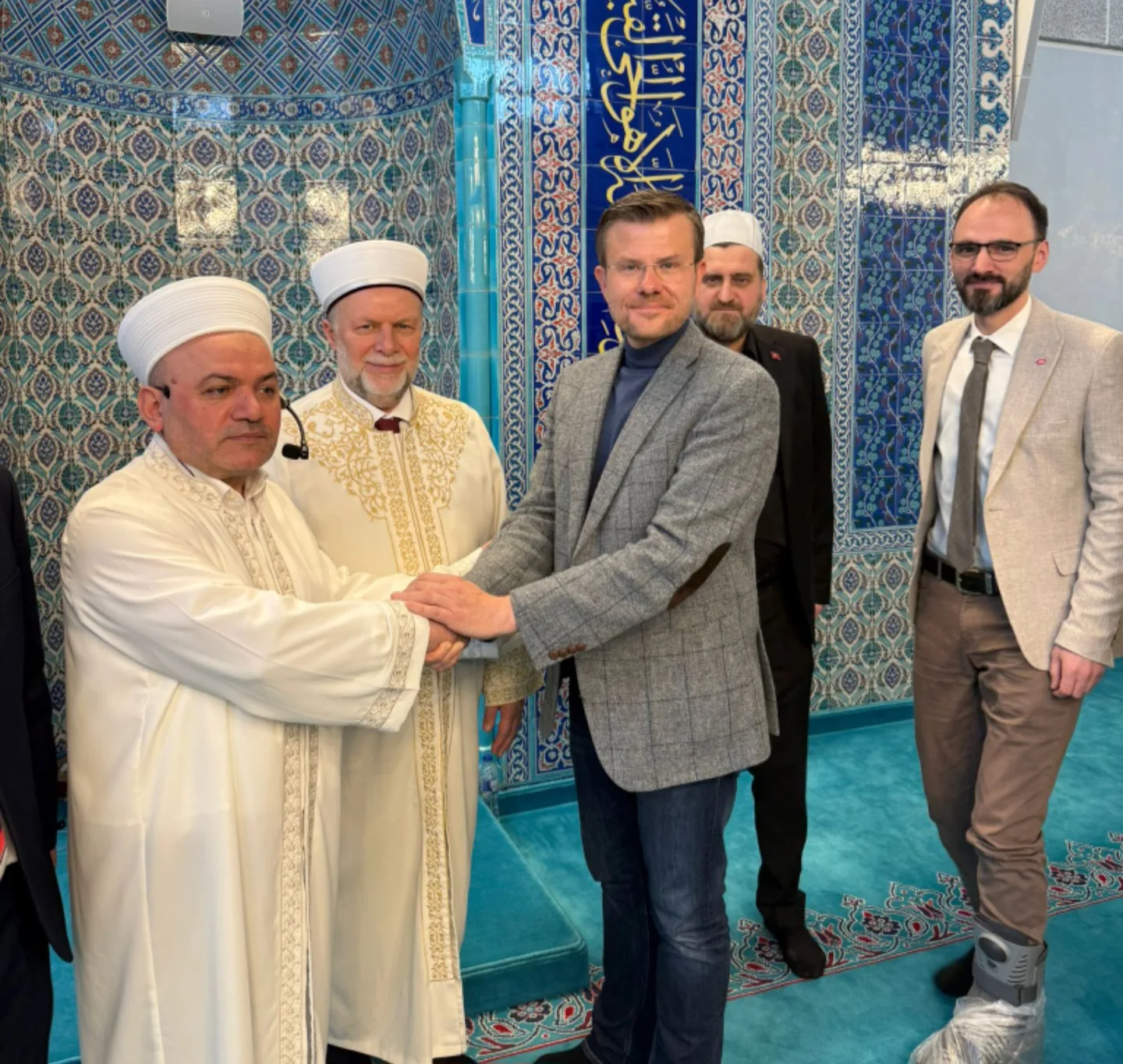 Nürnberg Belediye Başkanı König Müslümanlarla Bayramlaştı