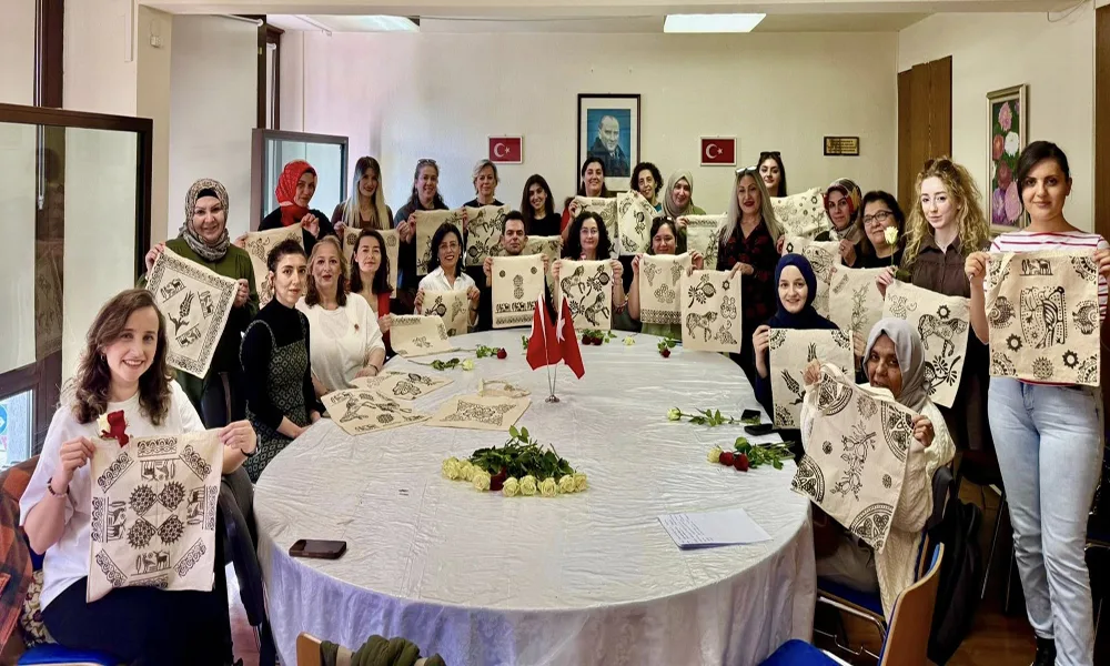 Başkonsoloslukta Kadınlar Günü’ne Özel Taş Baskı Atölyesi